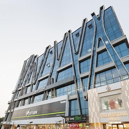 Collection O Hotel Alice 아흐메다바드 외부 사진